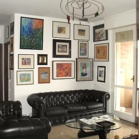 Apartment 2 Via Parenzo Milan