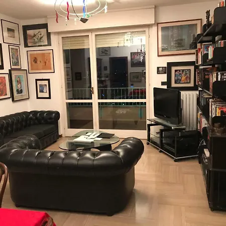2 Via Parenzo *